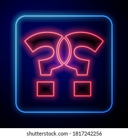 Icono del signo de interrogación de neón brillante aislado en fondo azul. Signo de FAQ. Copiar archivos, burbuja de voz de chat y gráfico.  Vector