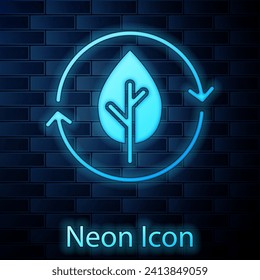 Símbolo de neón brillante Reciclar e icono de hoja aislado en el fondo de la pared de ladrillo. El medio ambiente reciclable se vuelve verde.  Vector