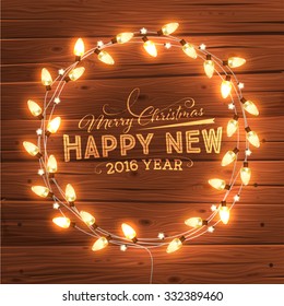 Brilhante branco Natal luzes Wreath para Xmas Natal Projeto de cartões de felicitações de férias. Mão de madeira desenhada fundo.