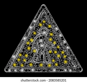 El hombre de la estructura de alambre resplandeciente corre peligro con los puntos resplandecientes. Modelo vectorial creado a partir del icono de peligro de hombre peatonal y de líneas cruzadas.