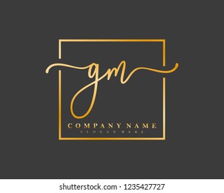 GM Initial handwriting square minimalist logo vector