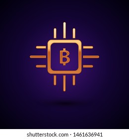 Gold CPU mining farm icon isolated on dark blue background. Bitcoin sign inside processor. Cryptocurrency mining community. Digital money.  Vector Illustration