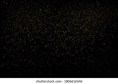 Gold glitzernde Textur einzeln auf Schwarz. Farbe der gelben Partikel. Feierlicher Hintergrund. Goldene Explosion von Konfetti. Design-Element. Digitales Bild. Vektorgrafik, EPS10.