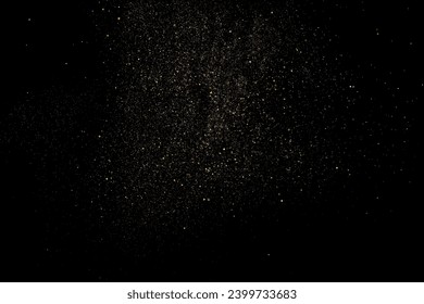 Textura de brillo dorado aislada en fondo negro. Luz dorada. Patrón amarillo. Superposición de textura realista. Ilustración vectorial.	