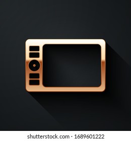 Icono de comprimido gráfico dorado aislado en fondo negro. Estilo de sombra largo. Ilustración vectorial
