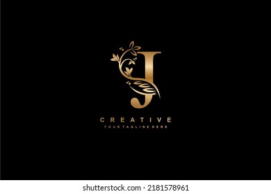 letra inicial dorada Diseño del logo J con una hermosa y elegante decoración de flores y plumas. diseño J inicial. icono J. J de diseño