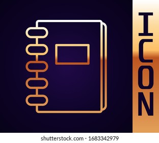Icono de portátil de línea dorada aislado en fondo negro. Icono de la barra de notas espiral. Portátil escolar. Panel de escritura. Diario para la escuela. Ilustración vectorial