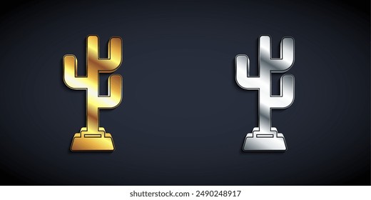 Icono de soporte de abrigo dorado y plateado aislado sobre fondo negro. Estilo de sombra larga. Vector