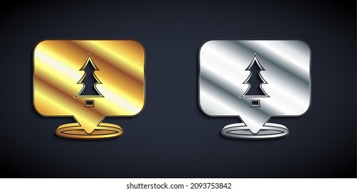 Oro y plata Ubicación del bosque en un icono del mapa aislado en el fondo negro. Estilo de sombra larga. Vector