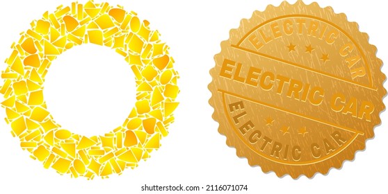 Combinación dorada de elementos amarillos para el icono de un neumático de caucho, y la imitación del sello metálico dorado Electric Car. El collage de iconos de neumáticos de caucho está formado por artículos dorados dispersos.