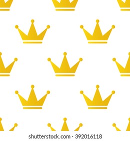 Goldene Kronen auf weißem Hintergrund, nahtloses Muster.