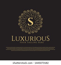 Golden luxurious logo. luxury residential icons. real estate. housing logos. hotels symbol. golden fashion sign. elegant. vector illustration element