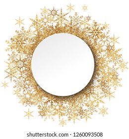 goldene Schneeflocken hinter leerem runden Rahmen für Weihnachtswintergruss auf weißem Hintergrund