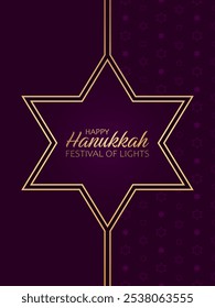 Texto dourado Feliz Hanukah, festival de luzes no meio da estrela de David no fundo roxo. Padrão contínuo de estrelas sob máscara de corte. Design festivo para banner, cartaz ou cartão de mensagem.