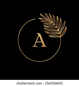 Golden tropical palm leaf frame. Round Icon in trendy minimal linear style. Vector Emblem with letter A and Palm Branch. Template for logo cosmetics, beauty Studio, hairdresser, hand made, jewelry