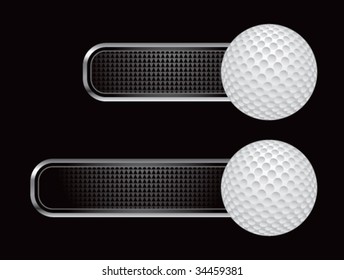 Golfball auf diamantkarierten Bannern