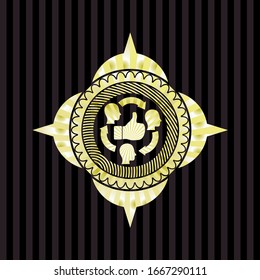 gutes Kundenrückmeldungssymbol in goldenem Emblem oder Button