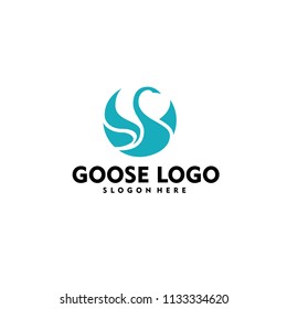 Goose Flying Logo Vector