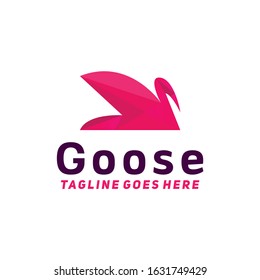 goose logo Technology design vector template with pink gradient Concept style. animal Symbol for App, internet, web, startup, Company And Business.