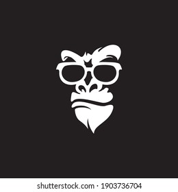 gorilla head vector logo, Vector illustration, ferocious gorilla head