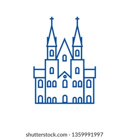 Gothic castle line icon concept. Gothic castle flat  vector symbol, sign, outline illustration.