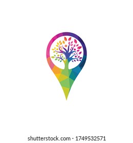 Diseño del logo del vector del árbol de GPS y personas. Icono GPS. Logo del vector de navegación. Icono del vector de navegación.