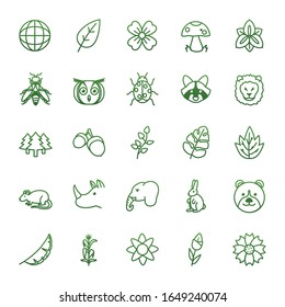 gradient style icon set design, Biodiversity animals life natural nature and adorable theme Vector illustration