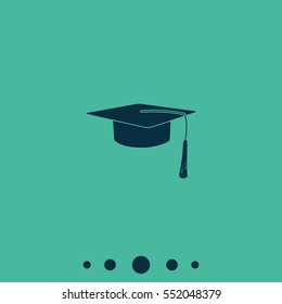 Graduation cap icon.