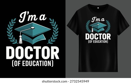 Diseño de graduación ideal para educadores; ofrece versatilidad con su fondo transparente.