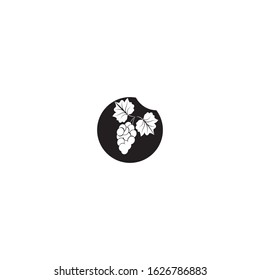 Grapes logo template vector icon illustration design