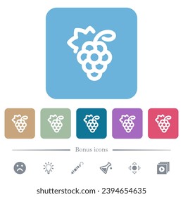 Uva iconos planos blancos sobre fondo cuadrado redondeado de color. 6 iconos de bonificación incluidos