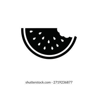 Ilustración gráfica en blanco y negro de una refrescante rebanada de sandía con un bocado distintivo extraído, que simboliza el verano, la alimentación saludable y un delicioso bocadillo de frutas jugosas