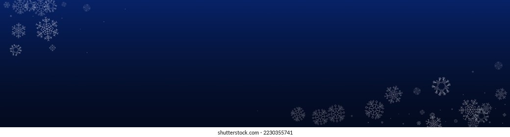 Fondo Panorámico Azul Vector De Snowflake Gris. Ilustración de nevada ligera. Nuevo cartel plateado. Diseño de nieve de vacaciones.