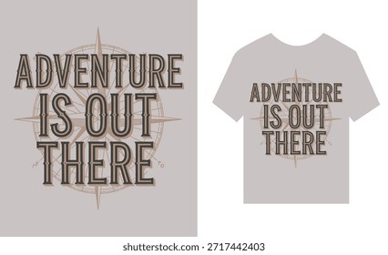 Una camiseta gris y un cartel con una brújula y la frase aventura está por ahí