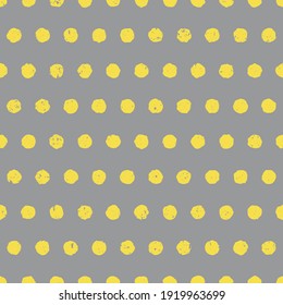 Fondo de polka gris y amarillo texturado en colores del año 2021. Patrón perfecto con círculos amarillos sobre fondo gris. Estilo de doodle dibujado a mano. Ilustración vectorial.