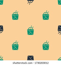 Green and black Asian noodles in paper box and chopsticks icon isolated seamless pattern on beige background. Street fast food. Korean, Japanese, Chinese food.  Vector Illustration