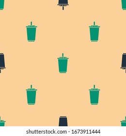 Green and black Paper glass with drinking straw and water icon isolated seamless pattern on beige background. Soda drink glass. Fresh cold beverage symbol.  Vector Illustration