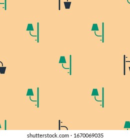 Icono de escena de pared verde y negra aislado sin fisuras en fondo beige. Luz de pared. Ilustración vectorial