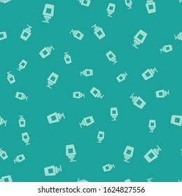 Green Bottle of shampoo icon isolated seamless pattern on green background.  Vector Illustration