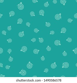 Green Classic dart board and arrow icon isolated seamless pattern on green background. Dartboard sign. Game concept.  Vector Illustration