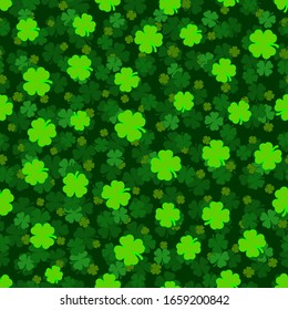 Green clover leaf decorative on a dark green background. Flat St Patricks Day Seamless Pattern. Vector clover leaf sign of luck. Funny festive card for the holiday. Elegant clip-art background