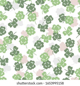 Green Clover Leaf Vector Illustration for St Patrick's Day Background Seamless Pattern, Clover Garden Wallpaper.