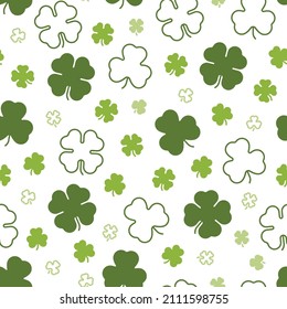 Green clover leaves seamless pattern on transparent background