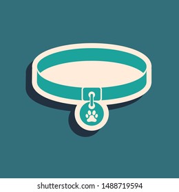 Green Collar with name tag icon isolated on blue background. Supplies for domestic animal. Dog or cat paw print. Cat and dog care. Pet chains. Long shadow style. Vector Illustration