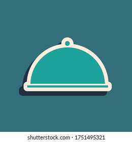 Green Covered with a tray of food icon isolated on green background. Tray and lid. Restaurant cloche with lid. Kitchenware symbol. Long shadow style. Vector Illustration