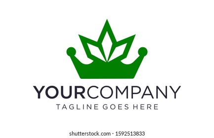 Green crown logo design concept 