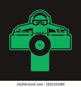 Green Dj Criss Cross music
