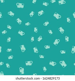 Green Document folder with star icon isolated seamless pattern on green background. Document best, favorite, rating symbol.  Vector Illustration