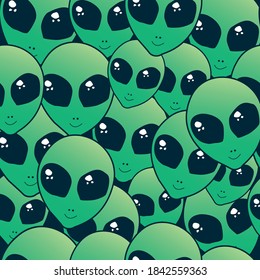 Green Gradient Alien Face Seamless Pattern