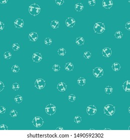 Green Human resources icon isolated seamless pattern on green background. Concept of human resources management, professional staff research, head hunter job.  Vector Illustration